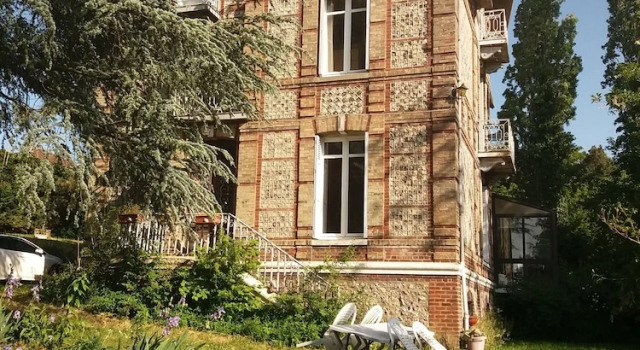 Les Roches, Book Hotel Bolbec 