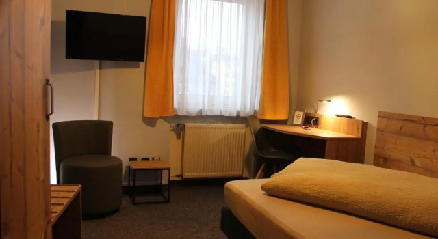 Gasthof Goldene Krone, Prenota Hotel Hotel a Turingia con parcheggio, Parcheggio