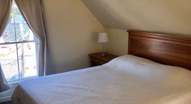 Номер Standard The Attleboro House