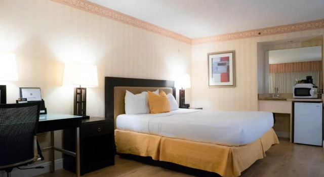 Номер Standard Motel 6 - Anaheim Hills, CA