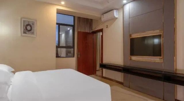 Люкс Deluxe Yujingtan Shanshui Hotel (Mangshi Airport Store)