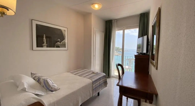 Одноместный номер Standard Hotel Costa Brava