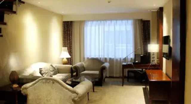 Номер Executive Zhongfei Grand Sky Light Hotel