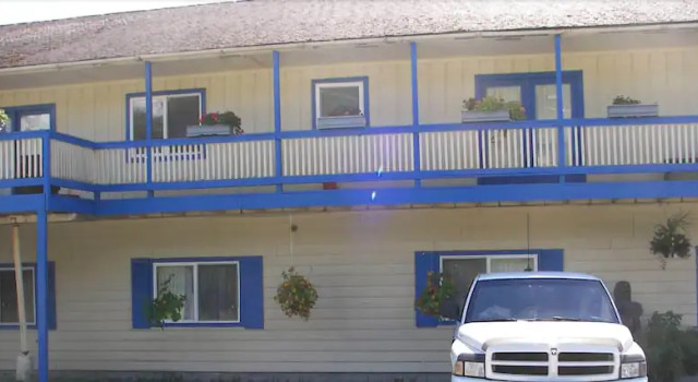 Eagles Nest Motel, Prenota Motel Haines Alaska