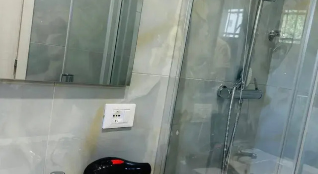 Четырёхместный номер Deluxe с балконом и с видом на город MMM HOME Train Station 1