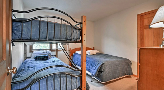 Апартаменты Bartlett Condo w/ Mountain Views Near Ski Resorts!