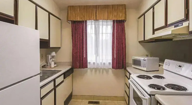 Апартаменты Deluxe La Quinta by Wyndham Woodburn