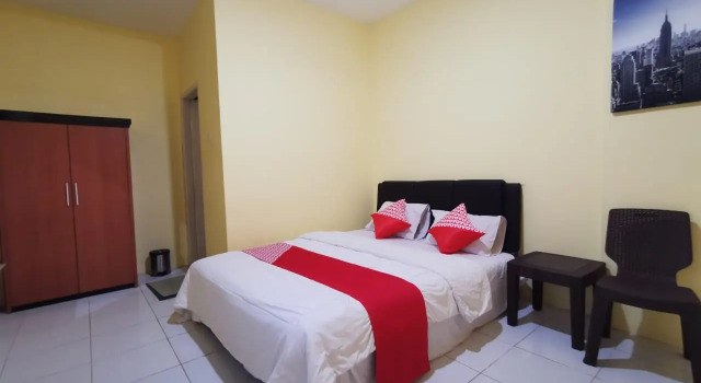 RedDoorz at HSP Guest House Samarinda, Book Hotel Samarinda 