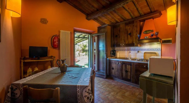 Fattoria Montalbano, Book Hotel Reggello Valdarno