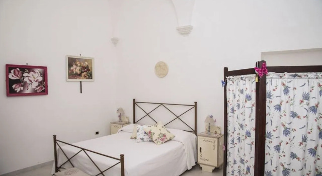 B&B A Due Passi, Забронировать Отель «постель и завтрак» Отели Мартина-Франка 3 звезды, 3*