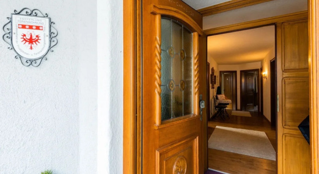 Апартаменты Beautiful Apartment in Langenfeld With Terrace