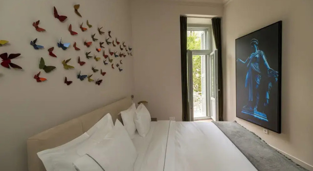 Люкс Premier с балконом и с видом на город Nine Athens Hotel