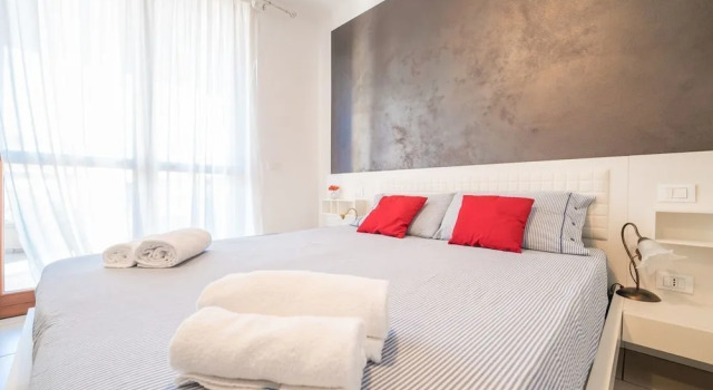 Bright Apartments Sirmione - Julia Giardino