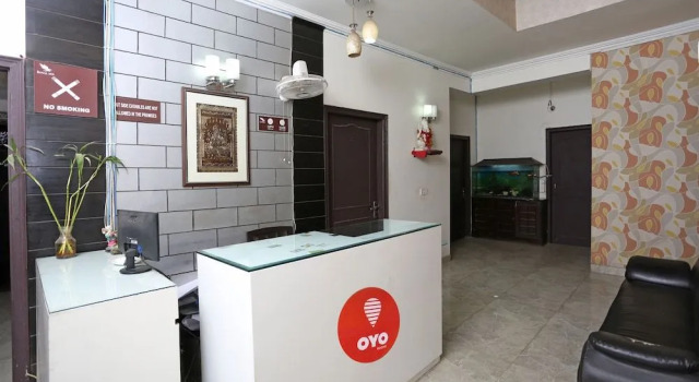 Royal Inn by OYO Rooms