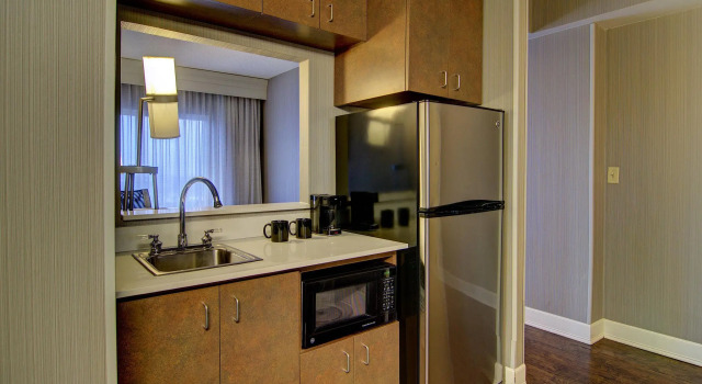 Двухместный люкс c 1 комнатой Courtyard by Marriott Tysons McLean