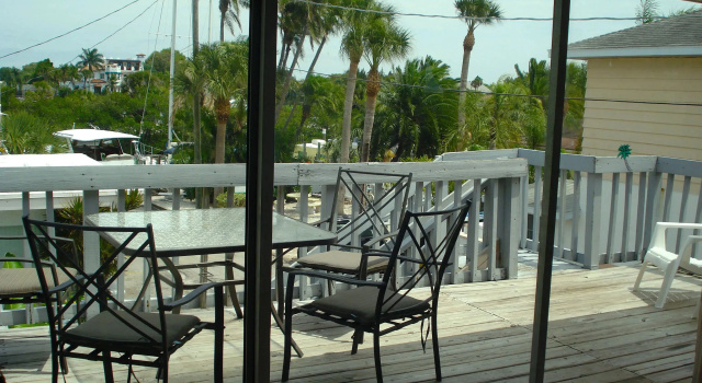 Апартаменты Цокольный этаж A Place to Be - Nokomis Beach