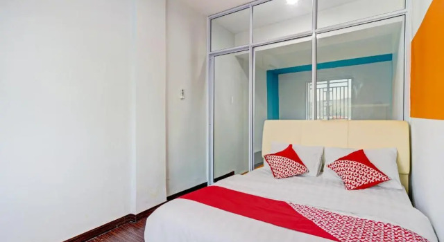 Люкс Deluxe OYO 90366 Homestay 81 Baloi