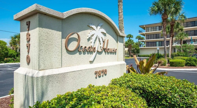 Crescent Beach Condos, Rezerwuj Apartament Hotele w Saint Augustine Area z parkingiem, Parking