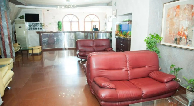 Globus Hotel