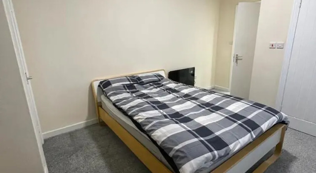 Коттедж Remarkable 3-bed House in Wallsend