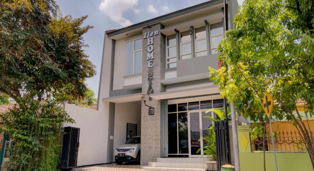 Ijen Homestay Mojokerto RedPartner, Забронировать Отель Моджокерто провинция Восточная Ява