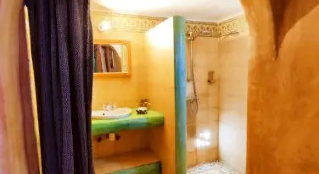 Maison dhôtes Tigminou, Réserver Hôtel  