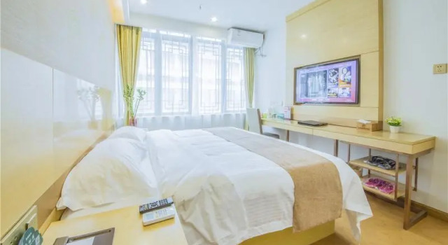 GreenTree Inn (Jiangyin Zanyuan, Mingxian Road), Prenota Hotel Jiangyin Jiangsu