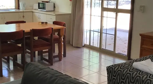 Люкс Premier с 2 комнатами Travellers Rest Motel