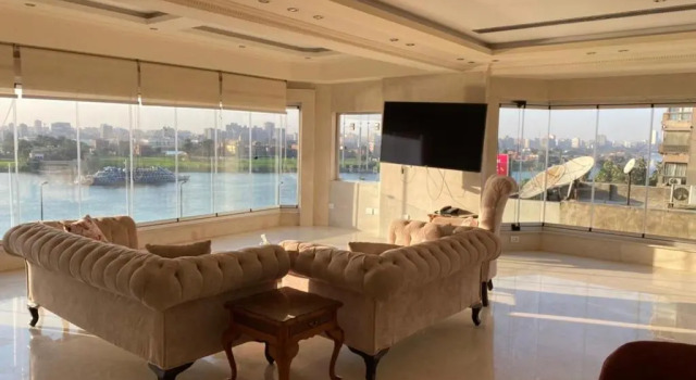 شقه على كورنيش المعادى تطل مباشرة على النيل للعائلات فقط, Rezervovat Hotel Káhira Cairo Governorate