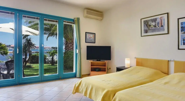 Airconditioned Studio Apartment With Seaview, Reserva ahora Apartamento Hoteles en Pula con aparcamiento, Aparcamiento