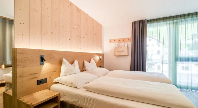 Двухместный номер Comfort с балконом Mountain Design Hotel Eden Selva