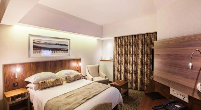 Двухместный люкс City Lodge Hotel Pinelands