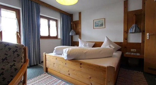 Gasthof Inzeller Hof, Varaa Hotelli Hotellit Baijeri pysäköinnillä, Pysäköinti