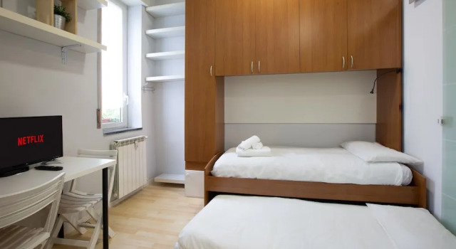 Home Hotel - Veniero 12, Забронировать Отель Милан Ломбардия, рядом с Небоскреб Allianz Tower