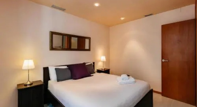 Cozy Apartment Casanova-Eixample, Забронировать Апартаменты/квартира Эшампле Барселона, рядом с Jove Regina Theatre
