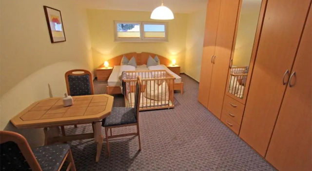 Ferienhaus Trassenheide USE 1371, Book Hotel Trassenheide Usedom