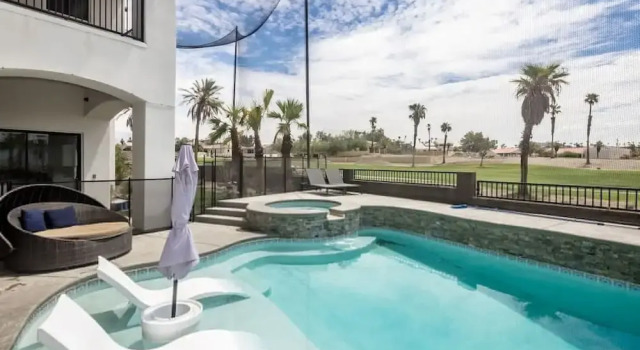 Vanderpump Rules Lake Havasu Luxury Villa w Pool, Забронировать Вилла Виллы Лейк-Хавасу-Сити, рядом с Havasu Riviera State Park, Вилла
