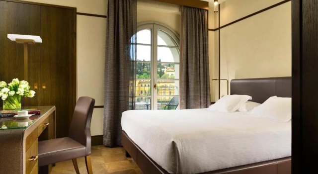Двухместный номер Deluxe с балконом и с видом на реку Арно Hotel Balestri - WTB Hotels