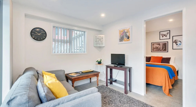 Cute And Modern Unit Free Parking And Wifi