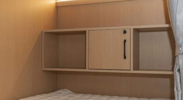 Кровать в общем номере (мужской номер) Qinglan International Youth Hostel (Zhengyifang Shopping Center)
