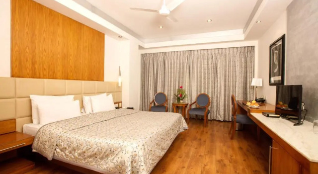 Emerald Clarks Inn Mysore, Rezervovat Hotel Maisúr Bangalore