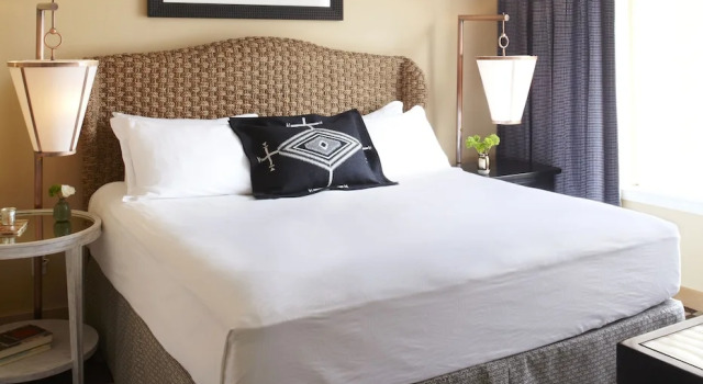 Четырёхместный номер Premium с видом на реку Kimpton Riverplace Hotel by IHG