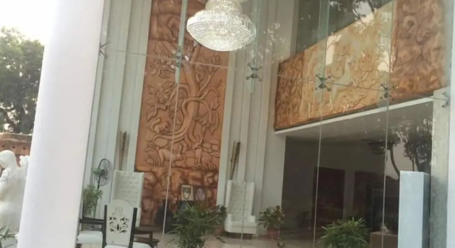 Babian Imperial Resort