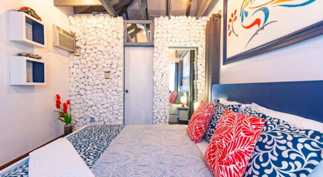 Номер Classic Parrot Cottage at Love Beach Pool
