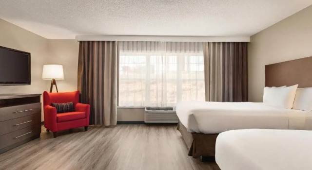 Четырёхместный люкс Country Inn & Suites by Radisson, Buffalo, MN