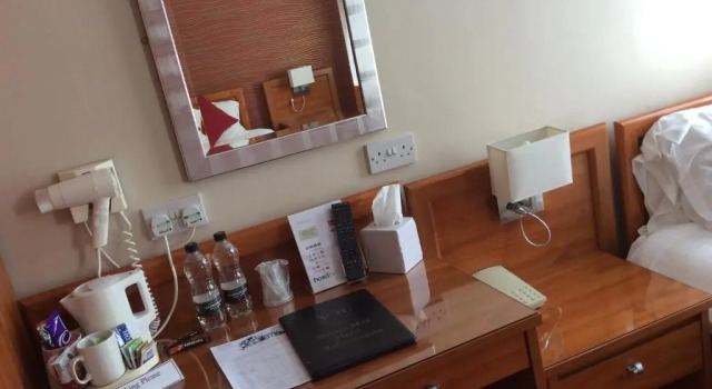 Двухместный номер Standard Briars Hall Hotel