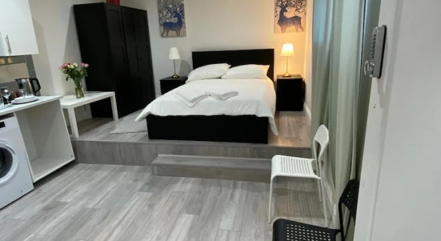 Апартаменты Studio Sleeps 3 - Outdoor Space - Pet Friendly