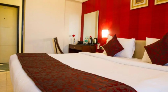 Двухместный номер Standard 7 Apple Hotel Pimpri Pune