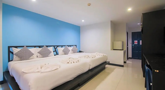 Семейный номер Standard с видом на город Sleep Whale Hotel