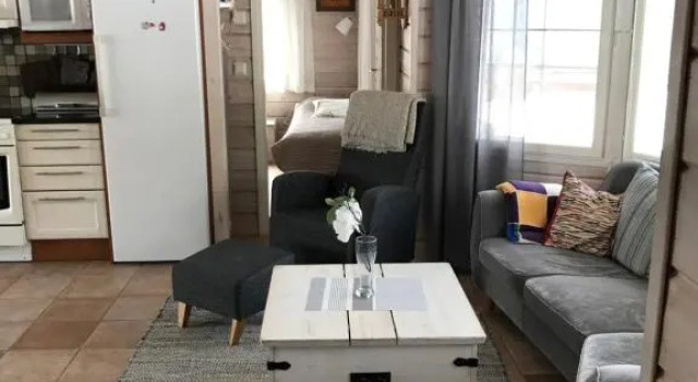 Villa Somosenranta, Buchen Sie Villa Hotels in Lappland mit Parkplatz, Parkplätze